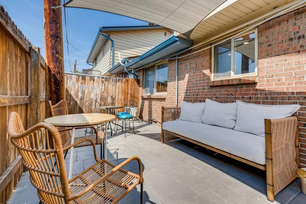 Family Townhome Near Mountains & Olde Town Арвада Екстериор снимка